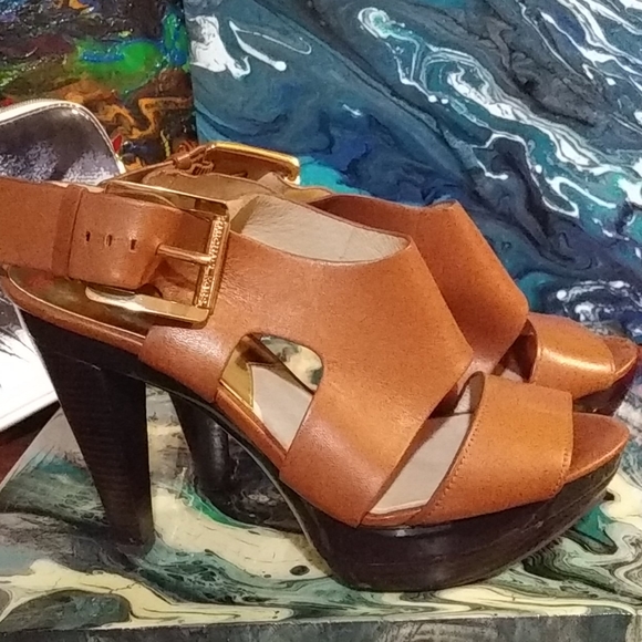 Michael Kors highheel wedges - Picture 3 of 9